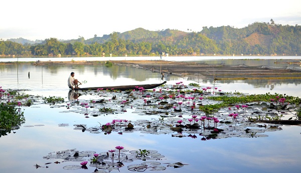 Lake Sebu, South Cotabato, Philippines. Photo courtesy of Jona Branzuela Bering