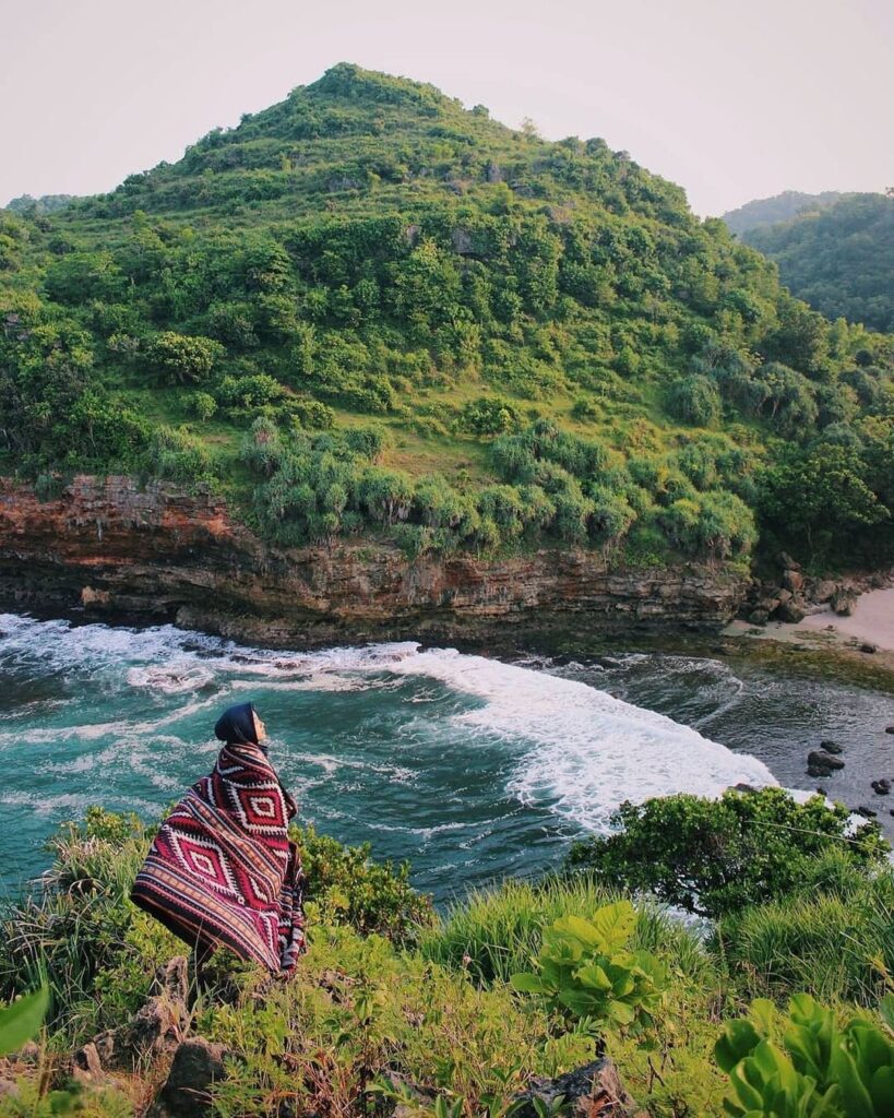 Ngitun Beach is a beautiful spot to feel alone with nature.